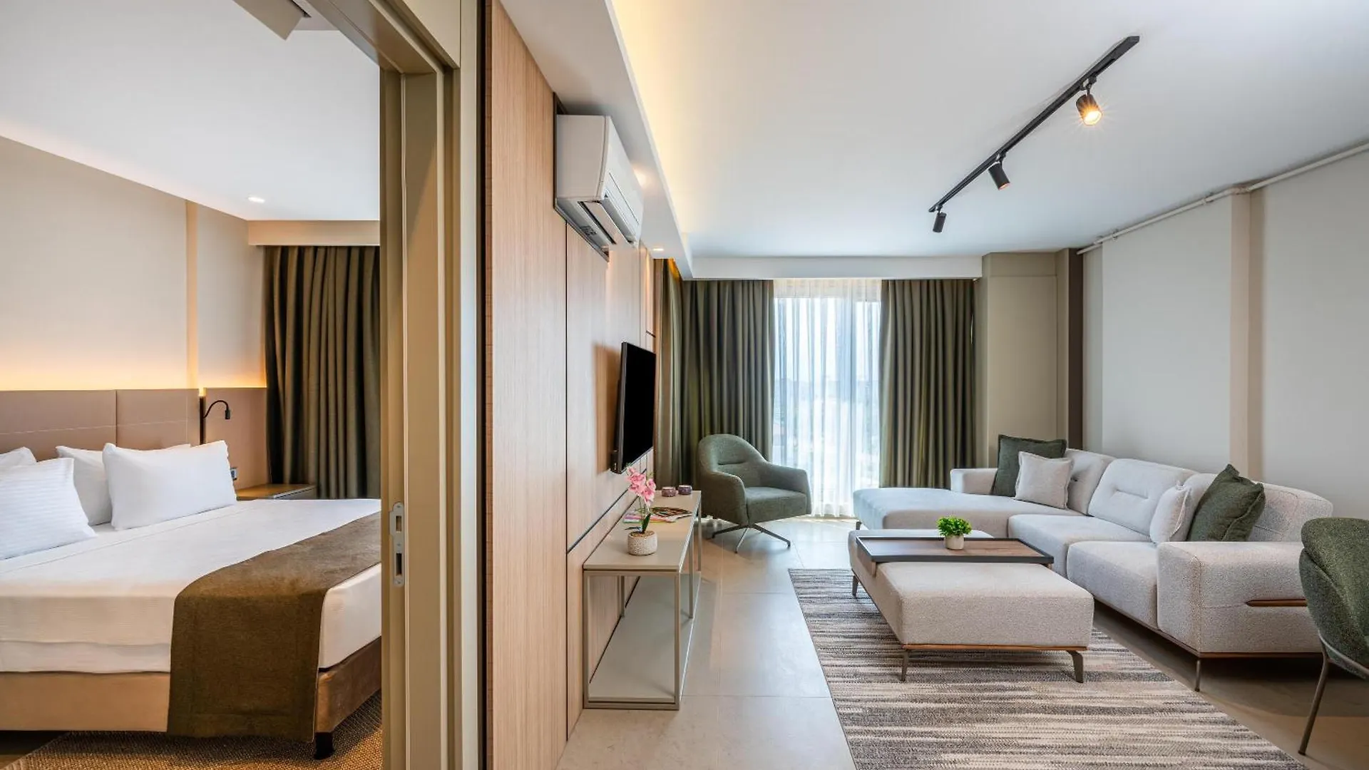Апарт-отель Casamax Suites Анталья